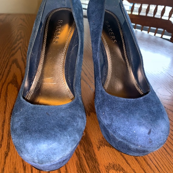 Blue Heels - Picture 3 of 3